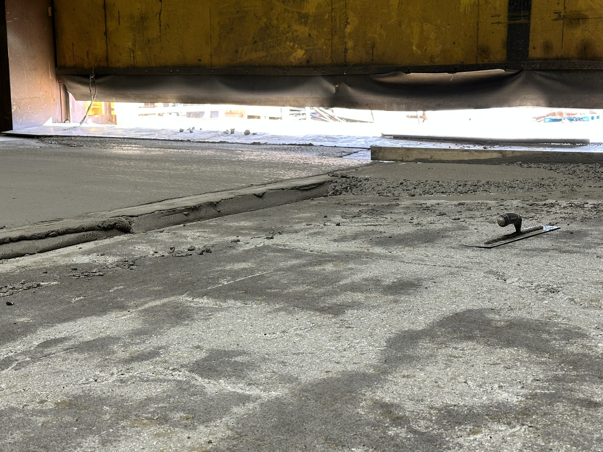 Concrete Repair Services Jacksonville, FL | Con Cure USA IMG 6005 a concrete floor in a warehouse